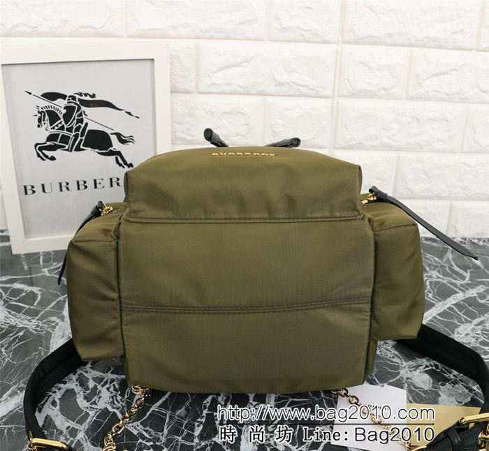 BURBERRY巴寶莉 中號 The Rucksack軍旅背包 3D立體徽標 多功能雙肩包  Bhq1312